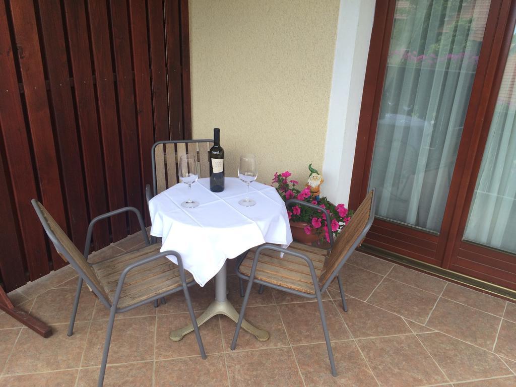 Gostilna Turk Hotel Hotedrsica Luaran gambar